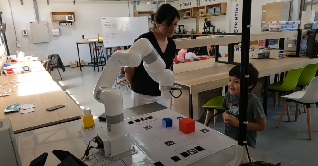 Innovación en educación desde la Patagonia: La Dra. Angela Castro y su apuesta por la tecnología en contextos rurales